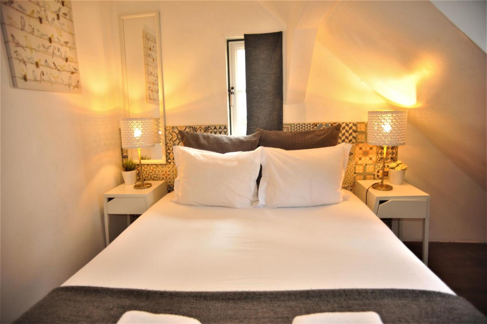 Santos - Upper Loft With River View Lisboa